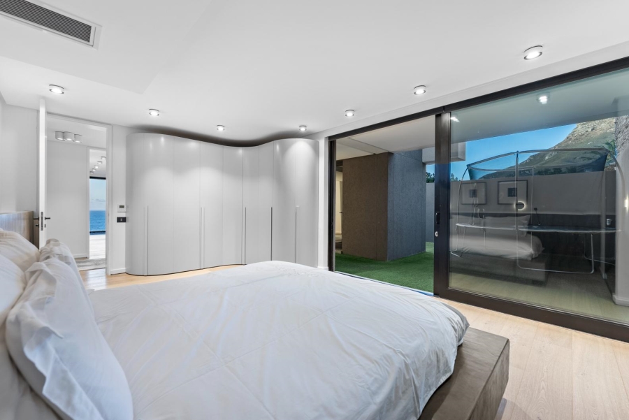 4 Bedroom Property for Sale in Camps Bay Western Cape